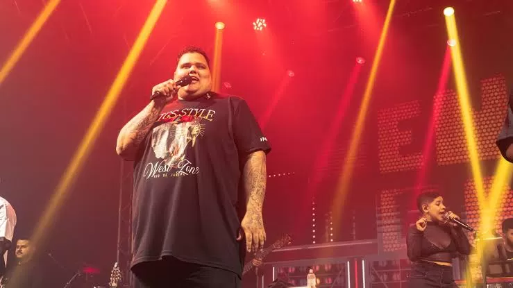Menos é Mais comanda noite de shows no São João de Campina Grande nesta quarta-feira (17)