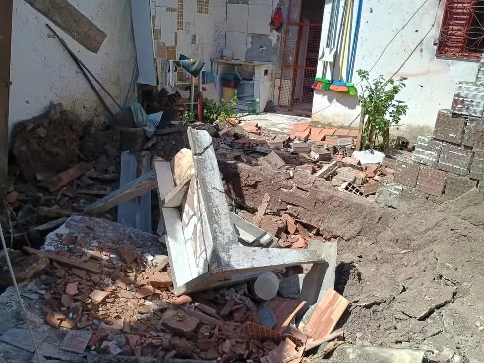 Explosão durante limpeza de fossa deixa idoso de 81 anos em estado grave na Paraíba