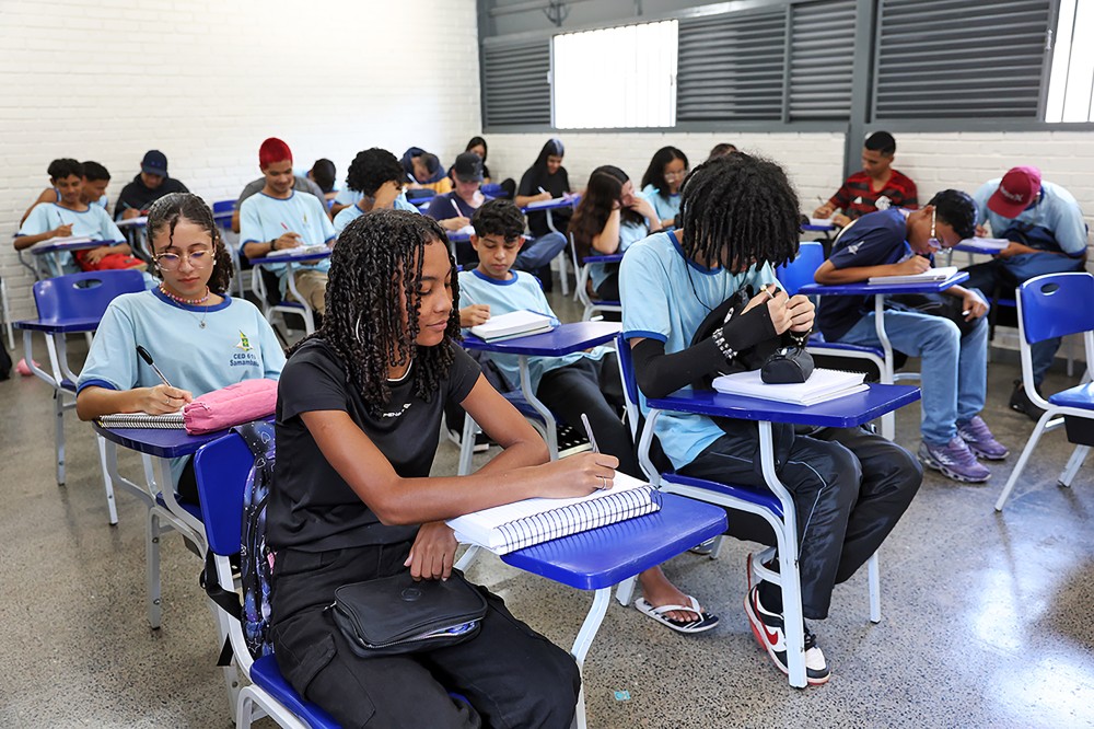 Brasília (DF), 19/02/2025 - Merendeiras em escolas. Alunos da escola CED619 da Samambaia. Foto: Antônio Cruz/Agência Brasil