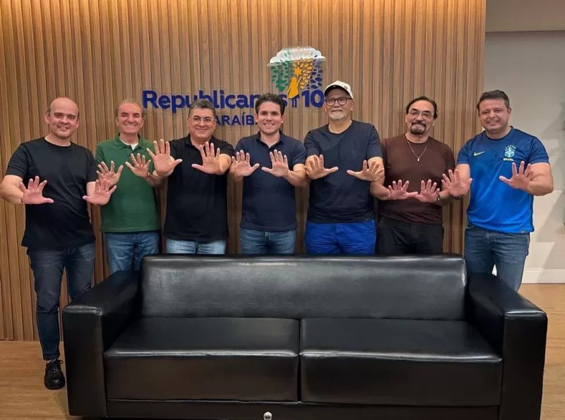 Hugo Motta reafirma apoio do Republicanos à base de João Azevêdo em reunião com vereadores de João Pessoa