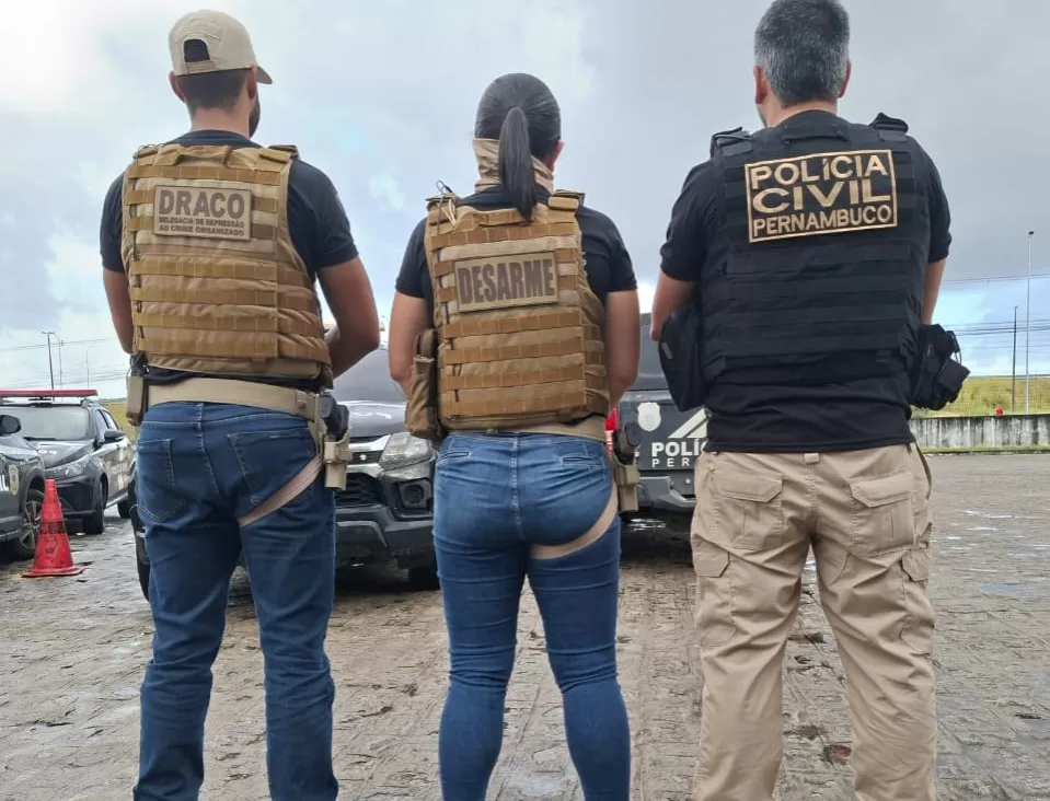 Mulher é presa em João Pessoa suspeita de integrar quadrilha de assaltos a banco