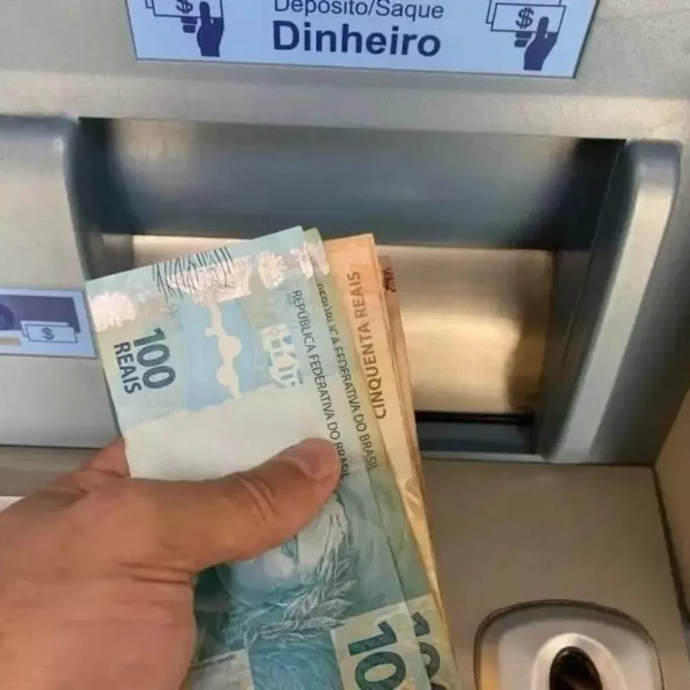 Segunda parcela do 13º deve ser paga até 20 de dezembro; veja o que fazer se atrasar