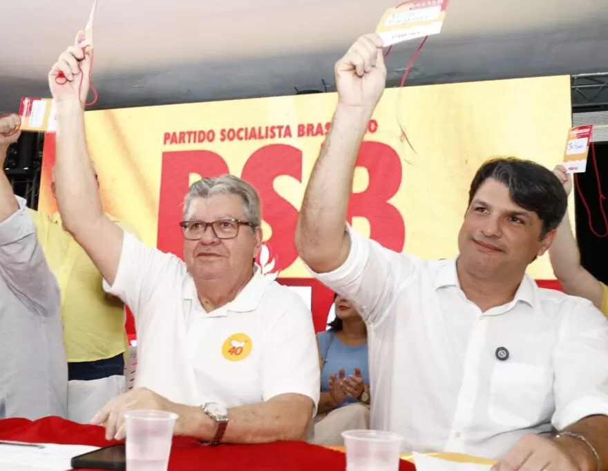 Leo Bezerra renuncia à presidência do PSB em João Pessoa a pedido de João Azevêdo