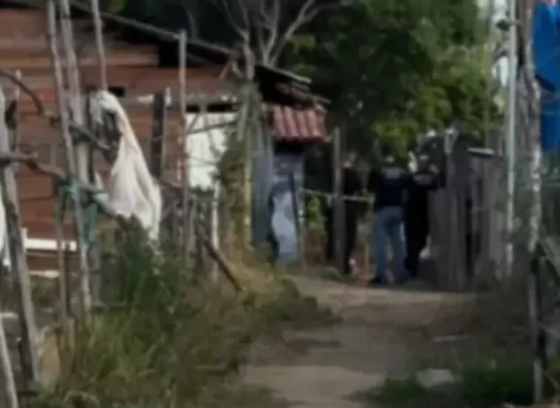 Jovem é retirado de casa e morto com mais de 50 tiros em João Pessoa