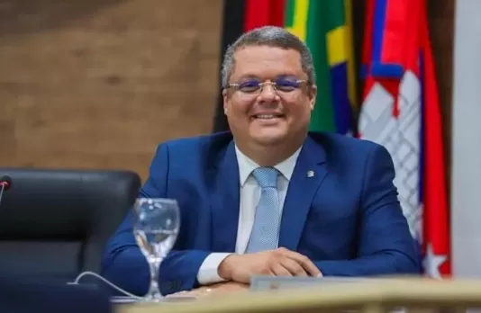 Cabedelo: prefeito eleito afastado vai ser diplomado, mas vice deve assumir o cargo